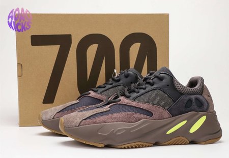 YEEZY Boost 700 Mauve 36-48