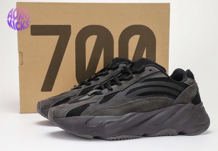 YEEZY Boost 700 V2 Vanta36-48