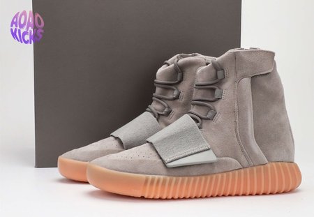 YEEZY Boost 750 Light Grey Glow SIZE: 40-50