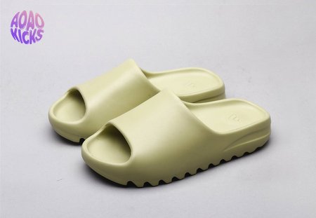 Yeezy SLIDE "Resin" (Run smaller, please choose a bigger size) 0494