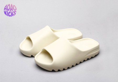 Yeezy SLIDE "Bone" (Run smaller, please choose a bigger size) 6345