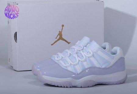 Air Jordan 11 Low "Pure Violet" Size 36-47.5