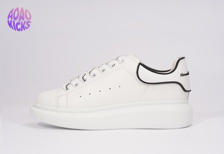 Alexander McQueen Oversized white Black SIZE: 35-45