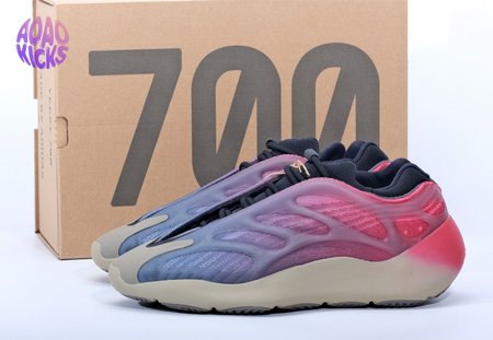 Adidas Yeezy 700v3 Fade Carbon 36-48