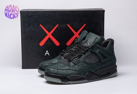 Jordan 4 Retro Kaws Black 930155-001 Size 40-46