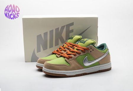 Nike SB Dunk Low Escargot FQ7585-200 Size 36-47.5